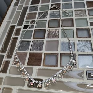 Vintage Irredesent Stone necklace